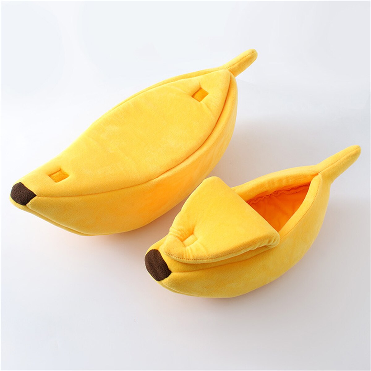 Peel & Sleep Banana Cat Bed