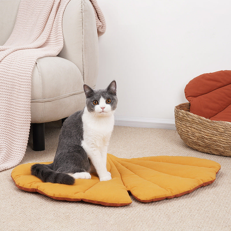 Leafy Lounge Cat Mat